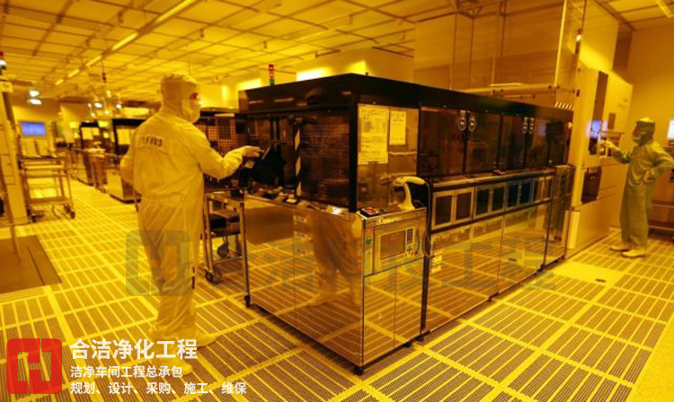 電子潔凈車(chē)間的圖片